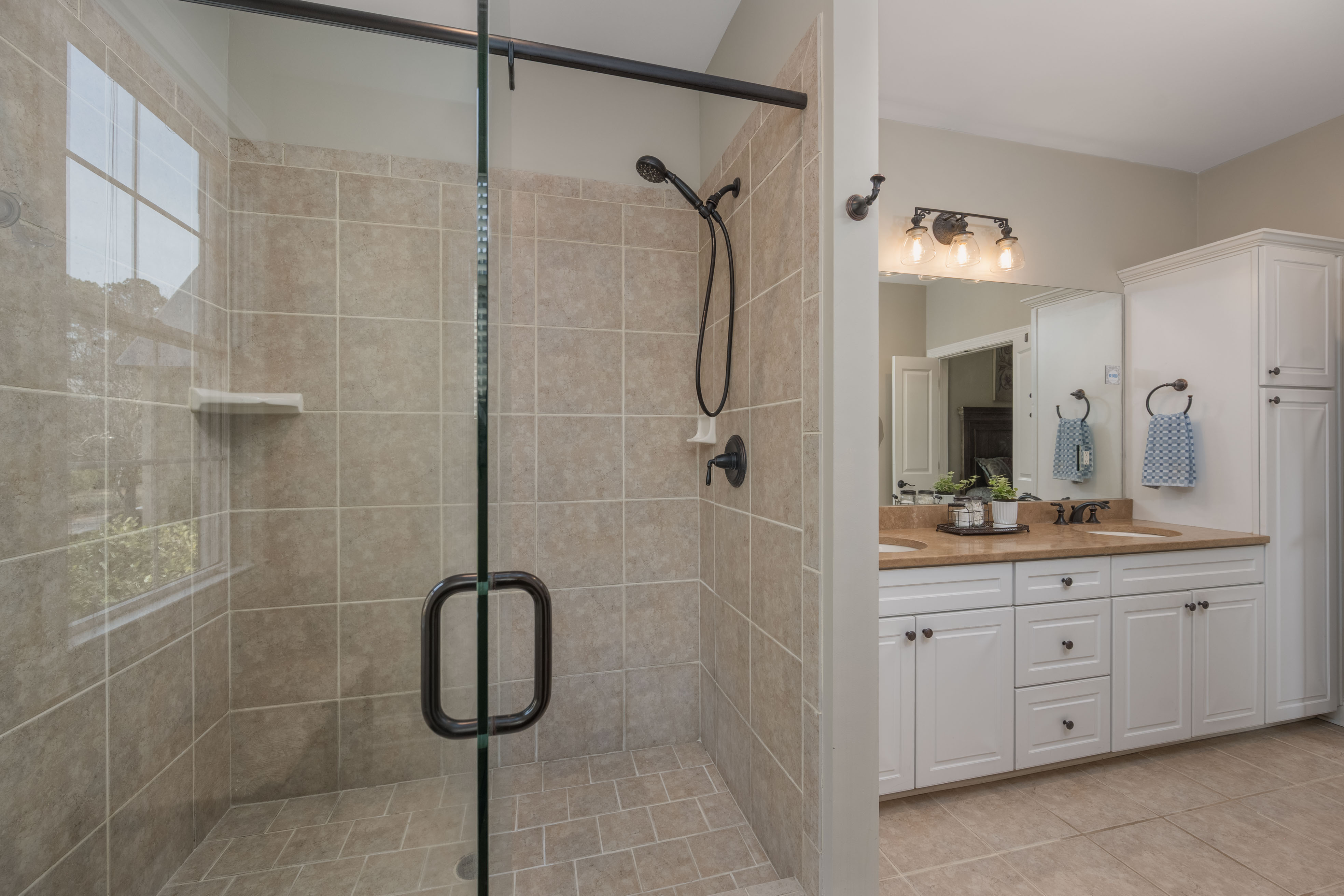 1091 Starboard Drive image 16